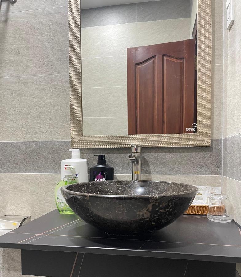 Y Linh Hotel Quy Nhon Dış mekan fotoğraf