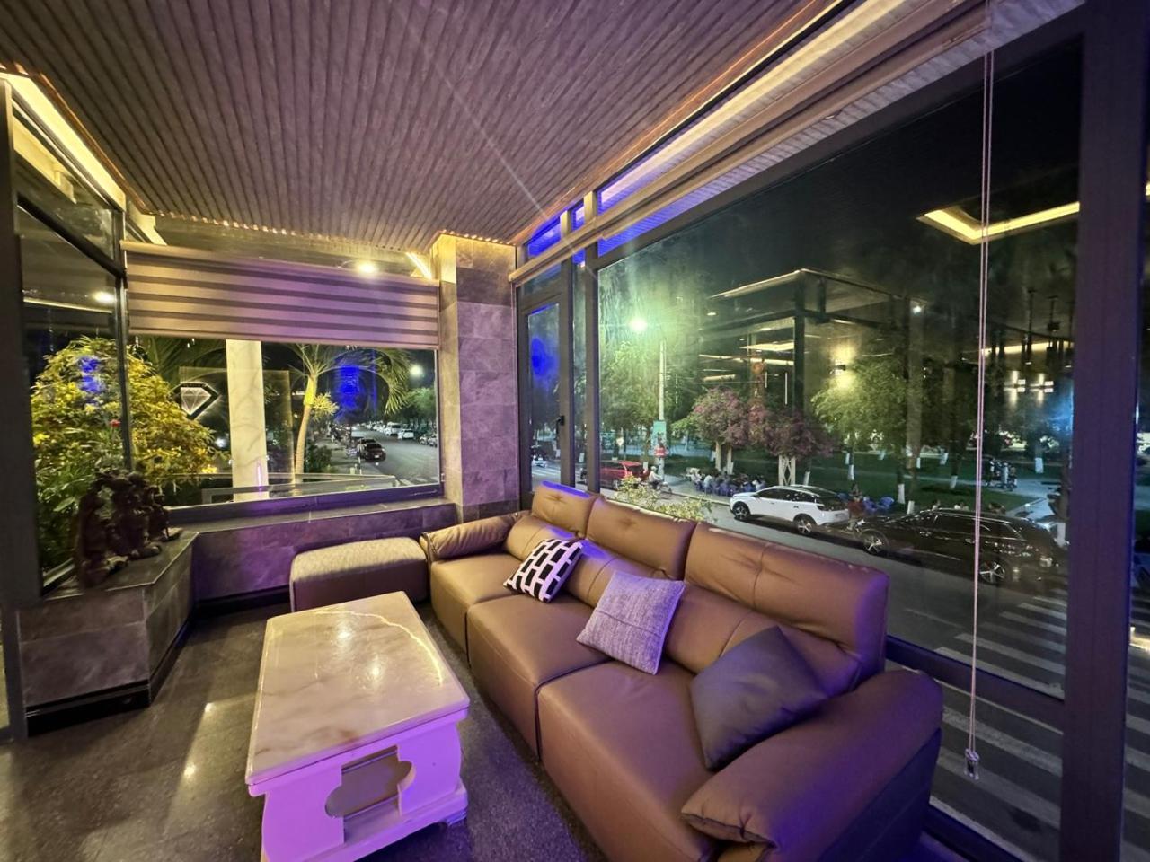 Y Linh Hotel Quy Nhon Dış mekan fotoğraf